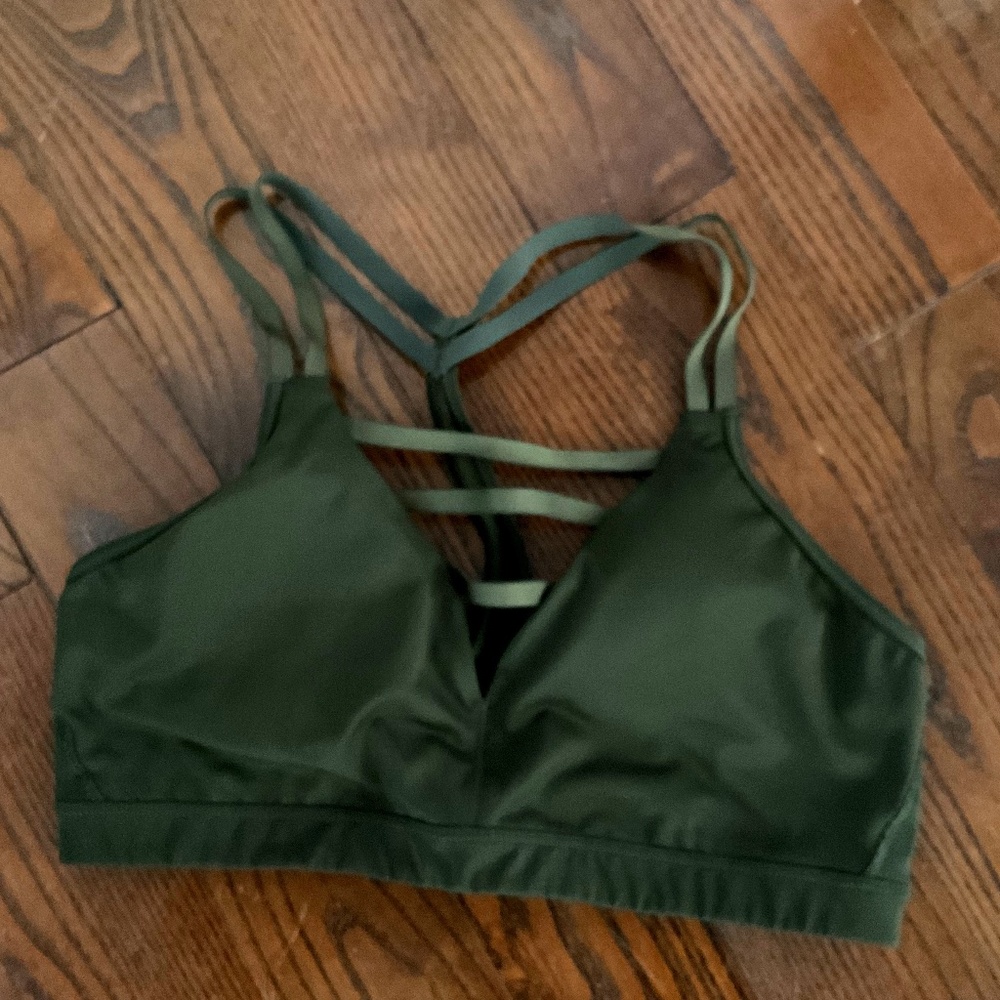 VS Sports Bra